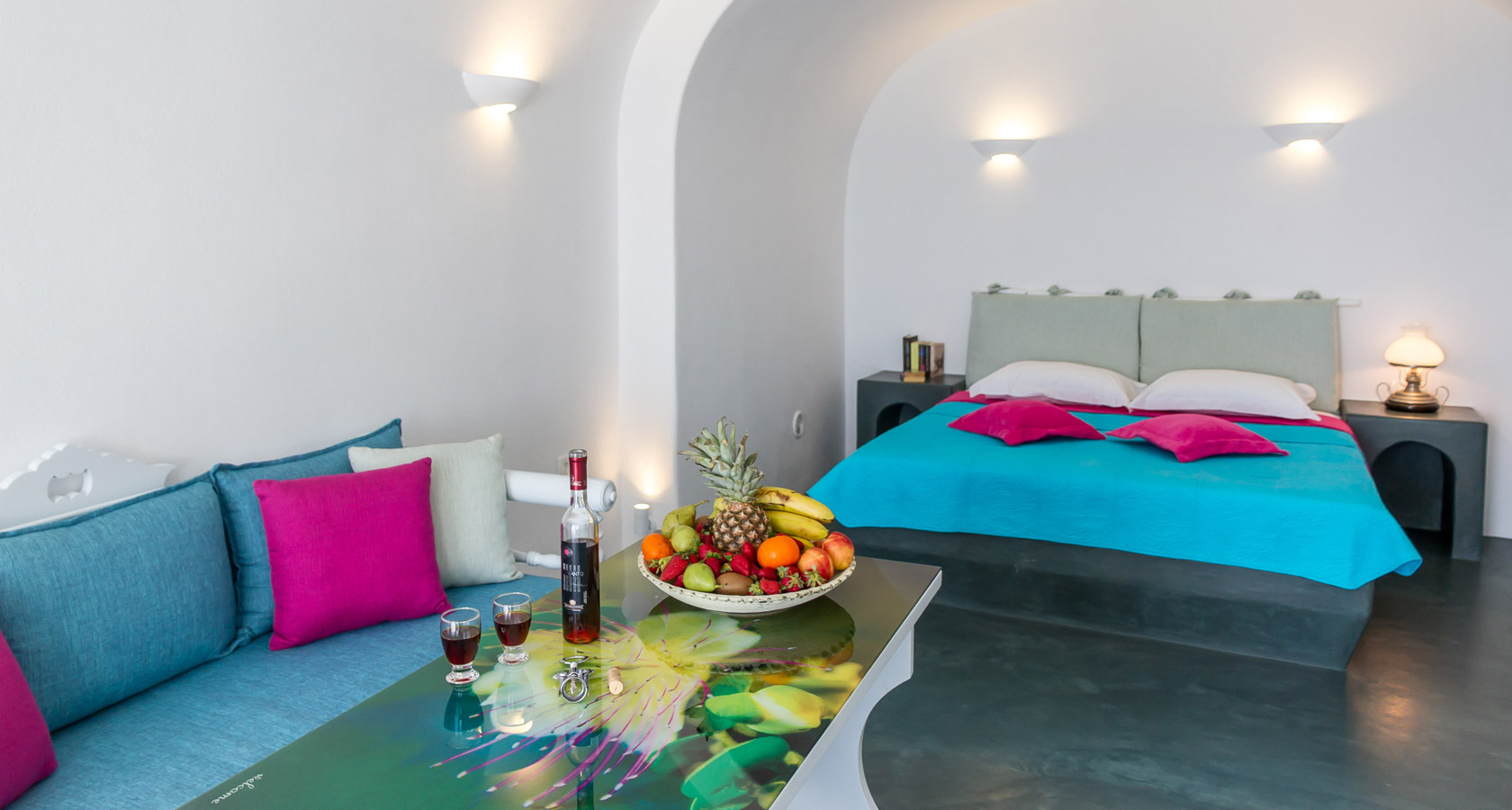 Thirea Studios Santorini Oia – Standard studio