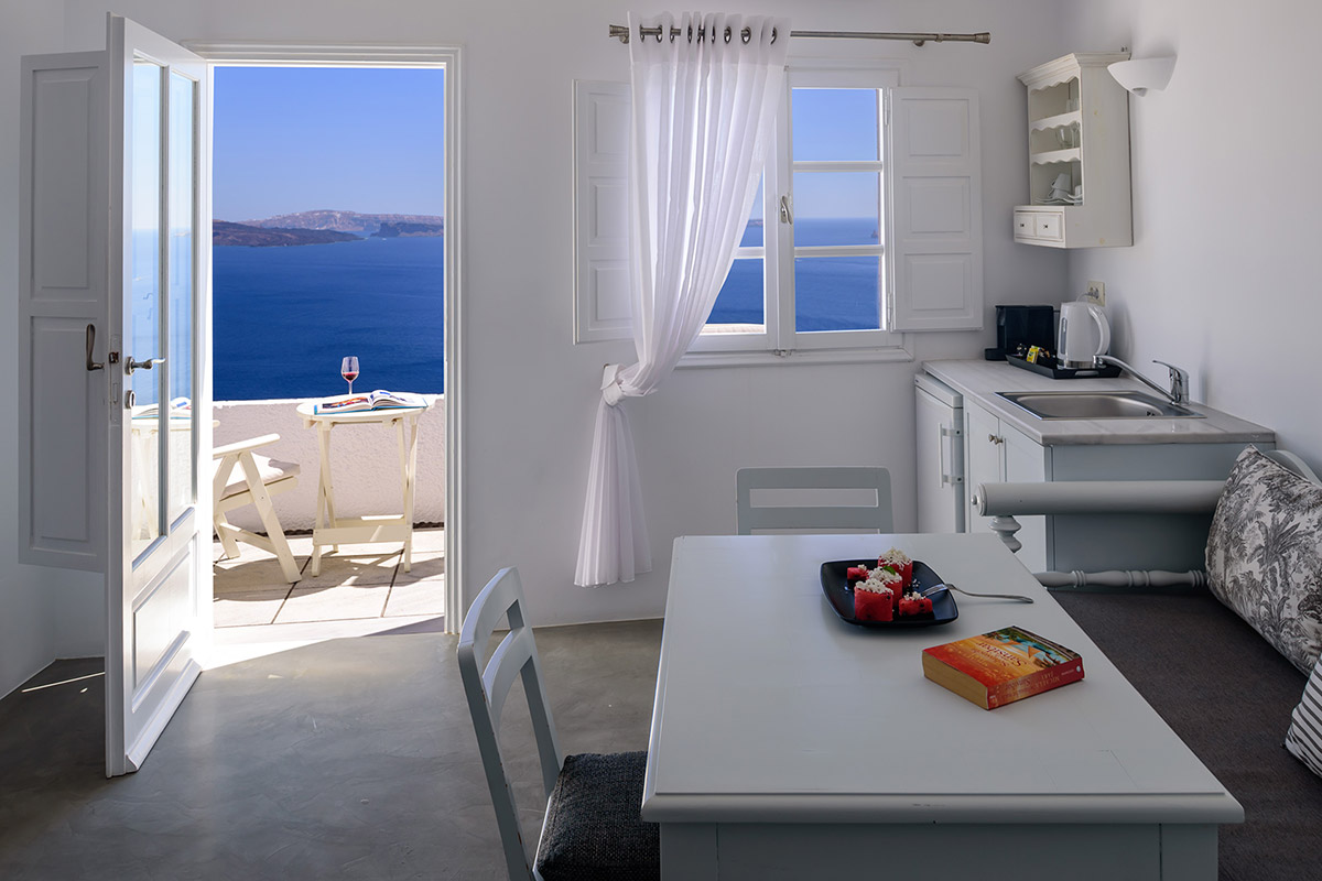 Thirea Santorini Studios – Superior Studio