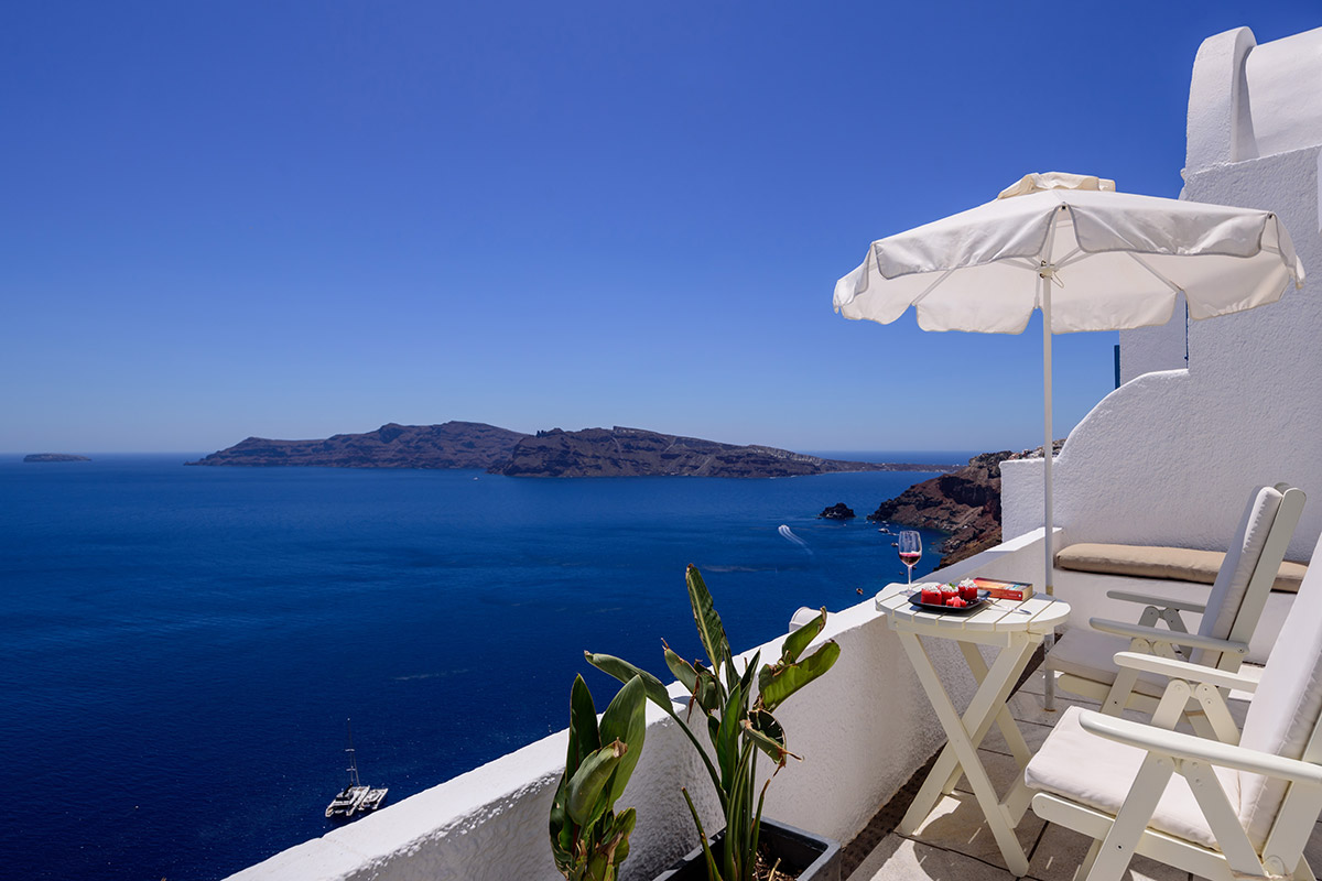 Thirea Santorini Studios – Amazing Aegean View