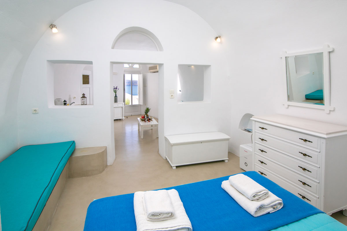 Oia Santorini Apartments by Thirea Suites - Interior View