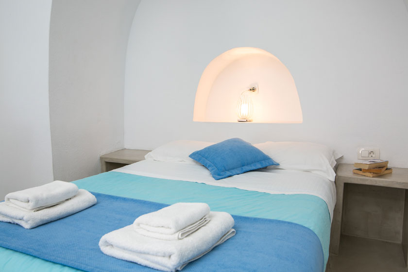 Oia Santorini Apartments by Thirea Suites - Interior View  