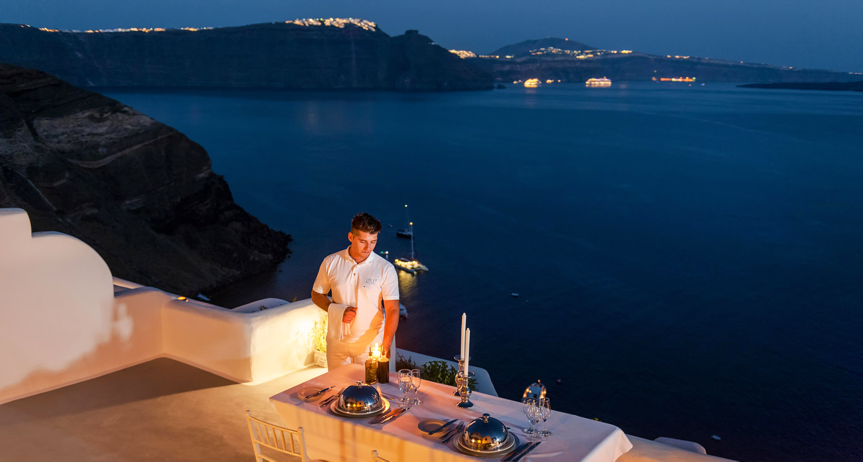 Thirea Suites Oia Santorini – Romantic dinner