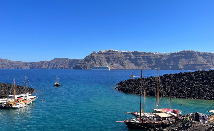Best Santorini Boat Tours - Journey to the Center of the Earth: Volcano & Hot Springs Tour